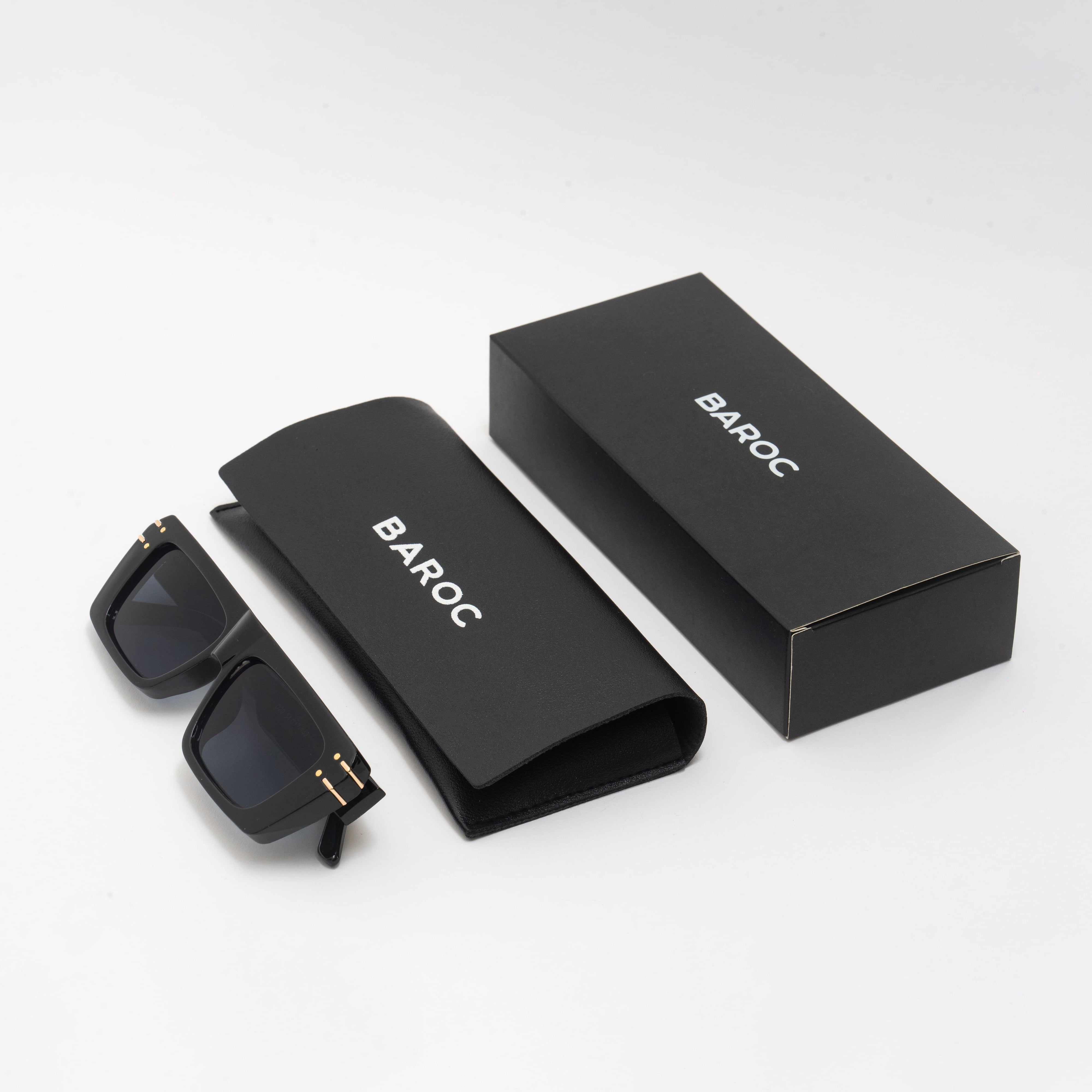 B- Small Frame Classic Black