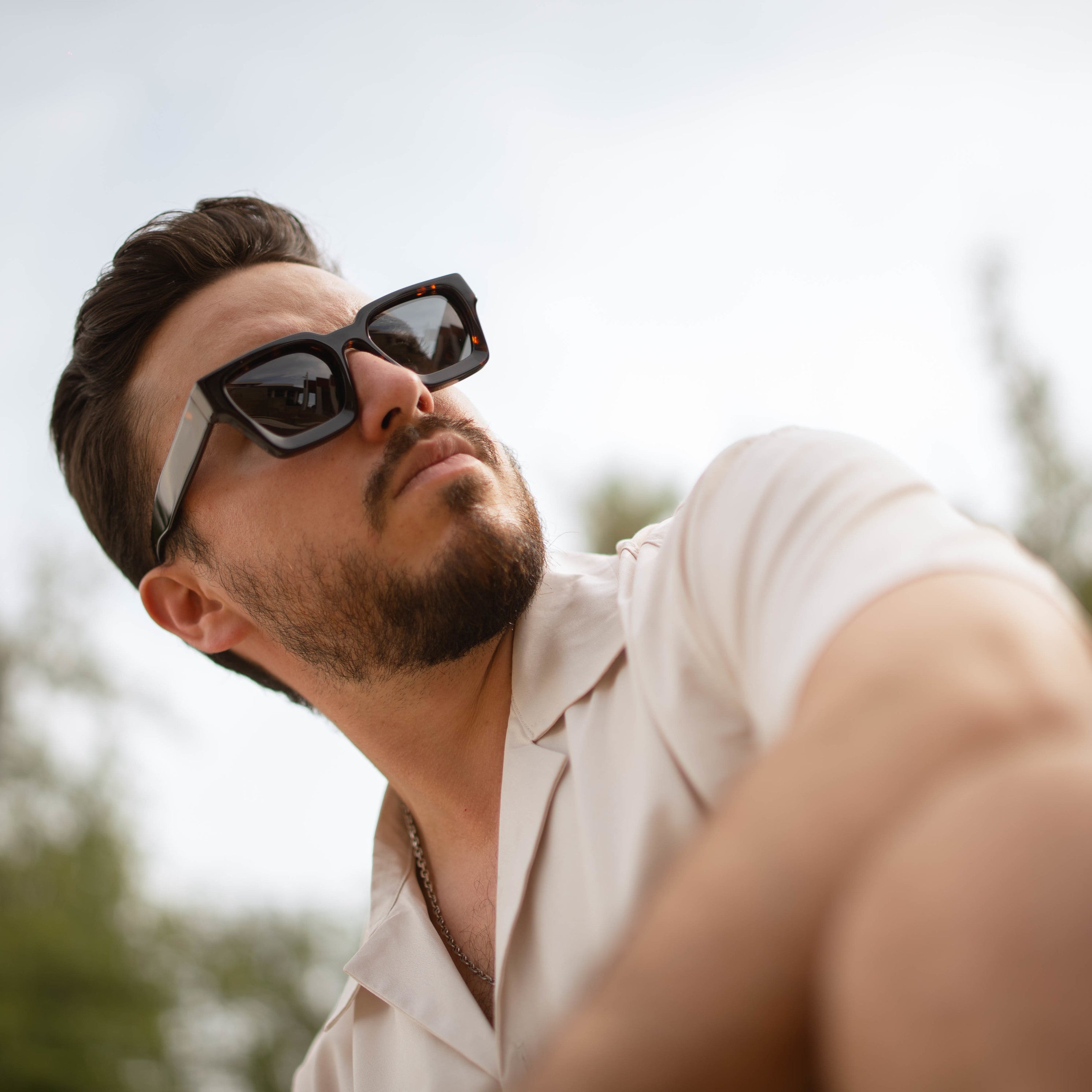 B- Square Acetate Elegant Print